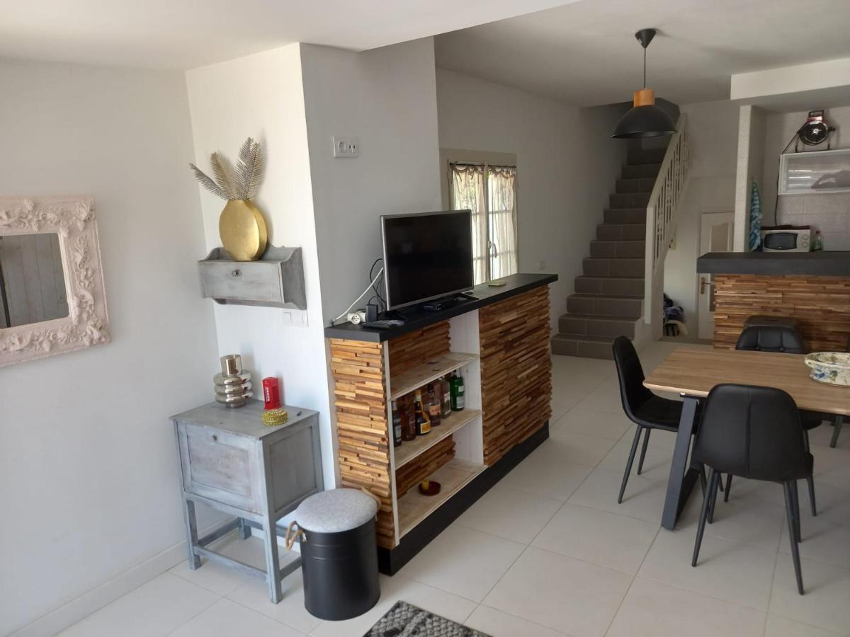 Monleon Villa A 10 Minutos De La Playa 2 Parking Gratuito Roses Eksteriør billede